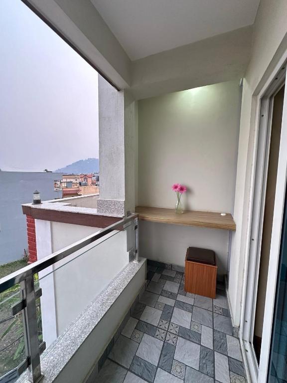 Mountain View — Studio Balcony